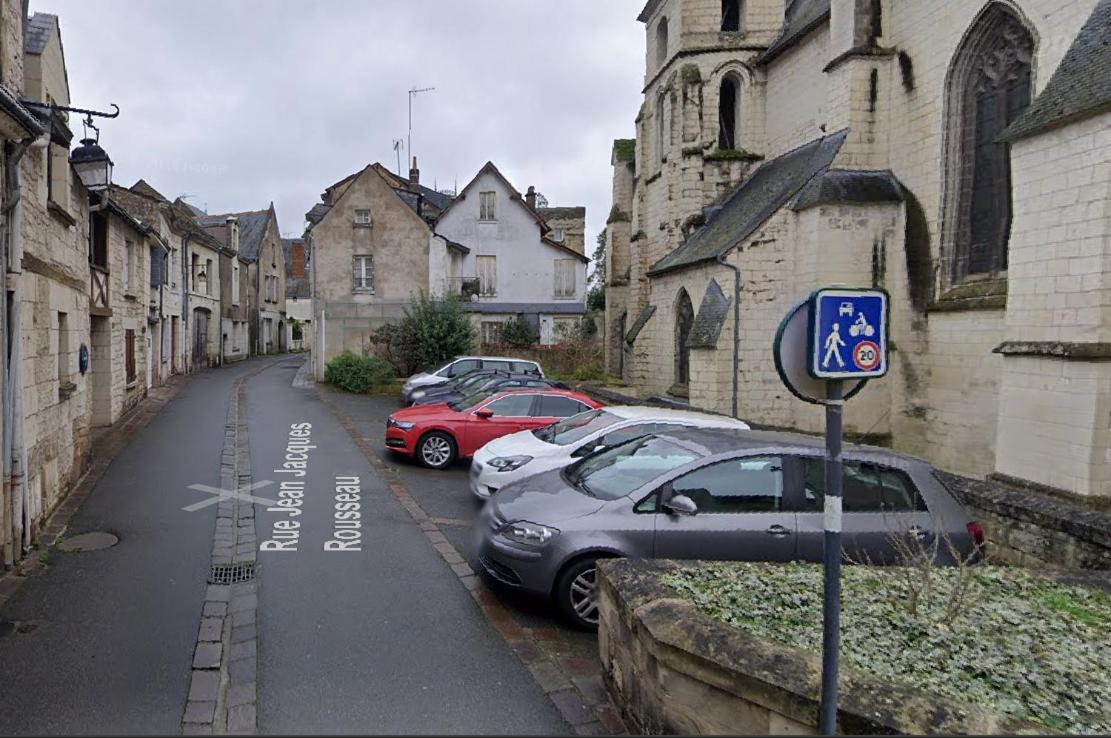 Le Rabelais, Superbe Appartement En Duplex, Proche Forteresse Et Monument Historique Chinon Exterior photo